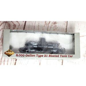 Life Like Trains Proto 2000 Series 8000 Gallon Riveted Tank Car Model Train